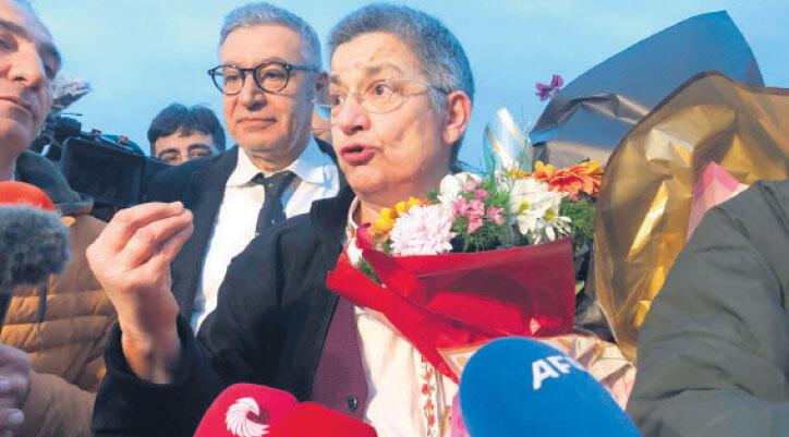 2 yıl 8 ay 15 gün hapis ve tahliye