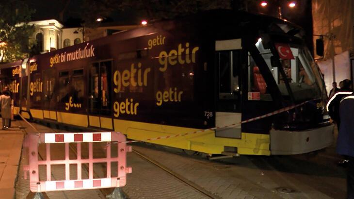 Gülhane’de tramvay raydan çıktı