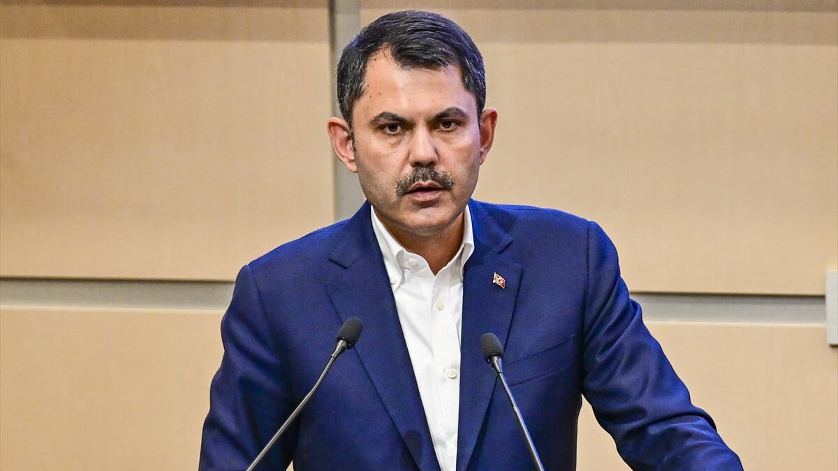 Murat Kurum’dan depremzedeleri otelden atmaya çalışan CHP’li belediyeye tepki