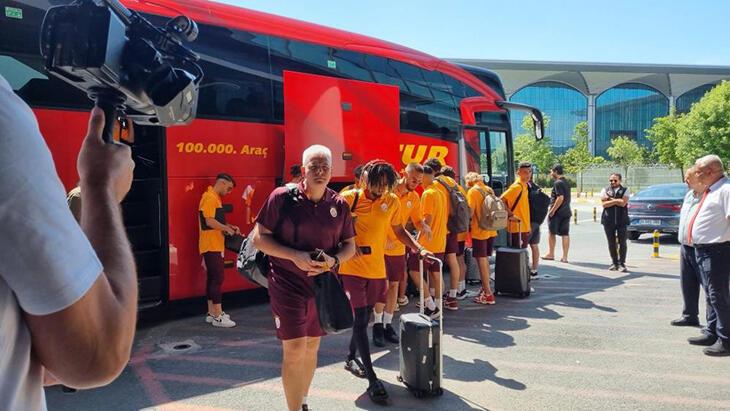 Galatasaray, kamp için Avusturya’ya gitti