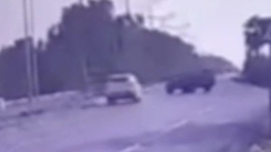 Aydın’da cip ile otomobil çarpıştı: 3 kişi yaralandı